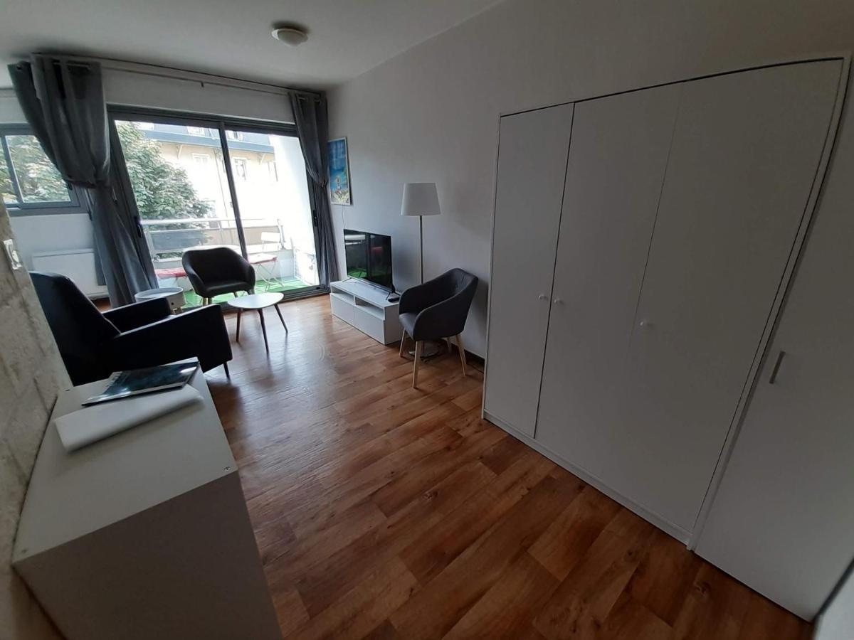 Studio Calme Renove Parking Proche Centre Et Thermes Aix-les-Bains Exterior photo